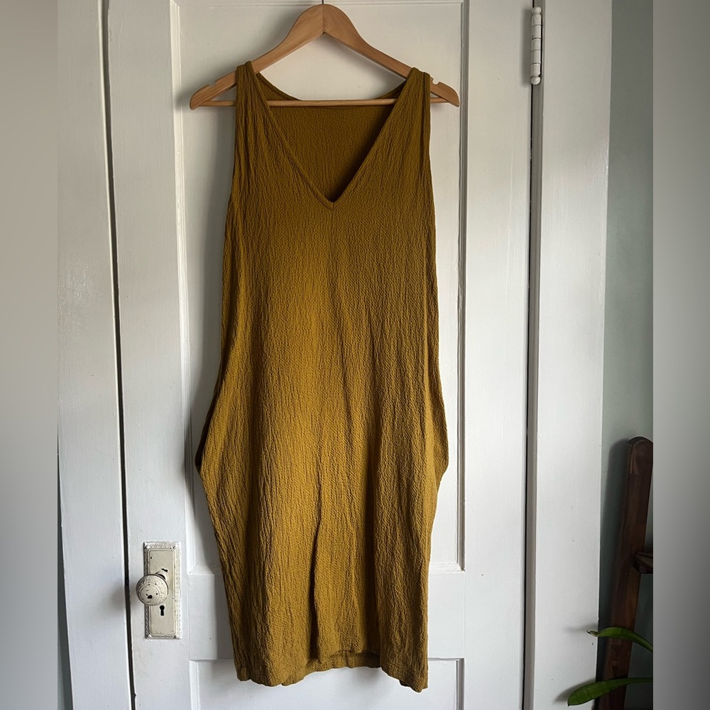 Black Crane Cocoon Sleeveless Dress